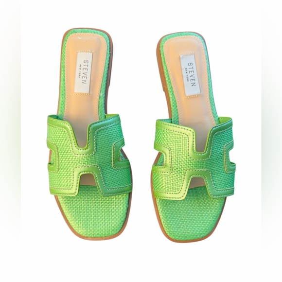 Steven By Steve Madden Shoes - Steve Madden Green Slide Sandals Square Toe Size 6.5 New